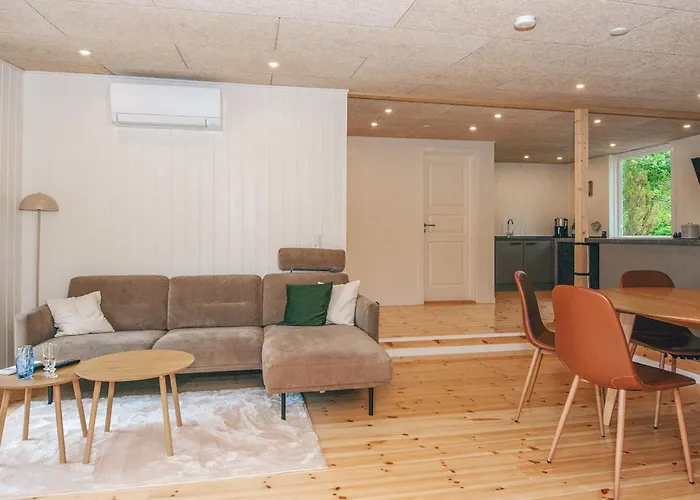 6 Person In Ebeltoft